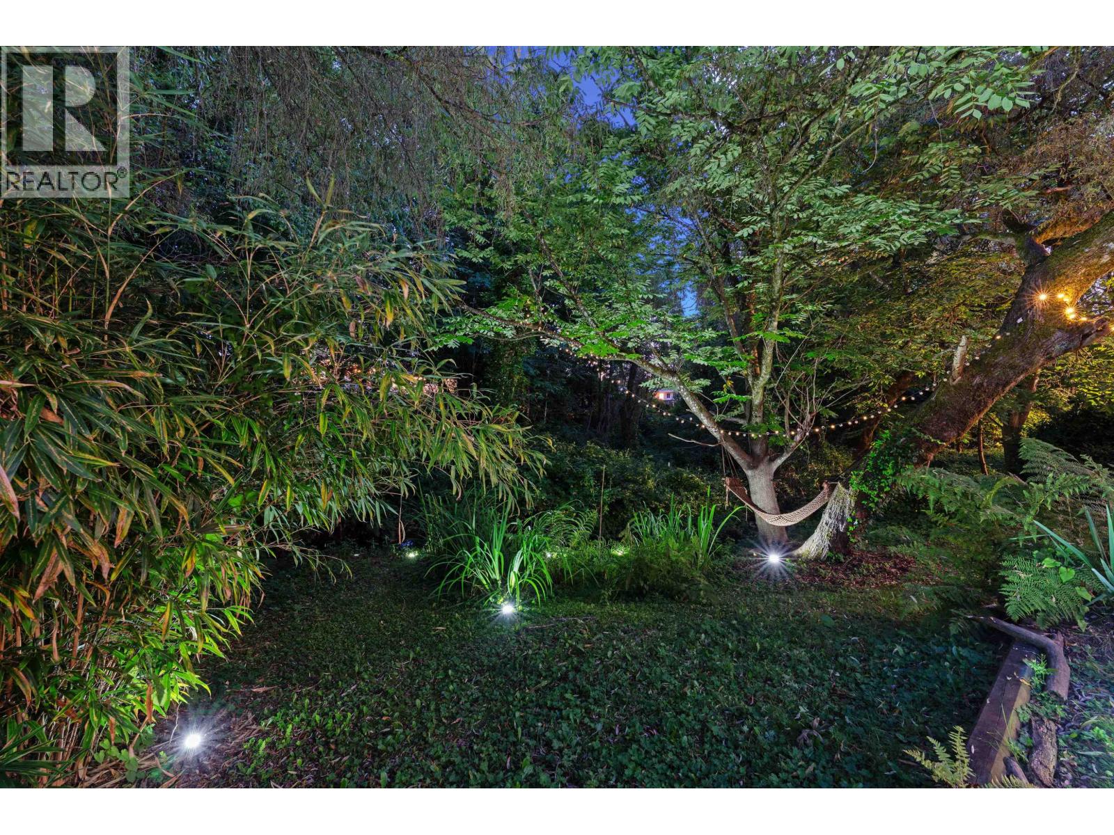 21034 Barker Avenue, Maple Ridge, British Columbia  V2X 8R6 - Photo 17 - R3097365