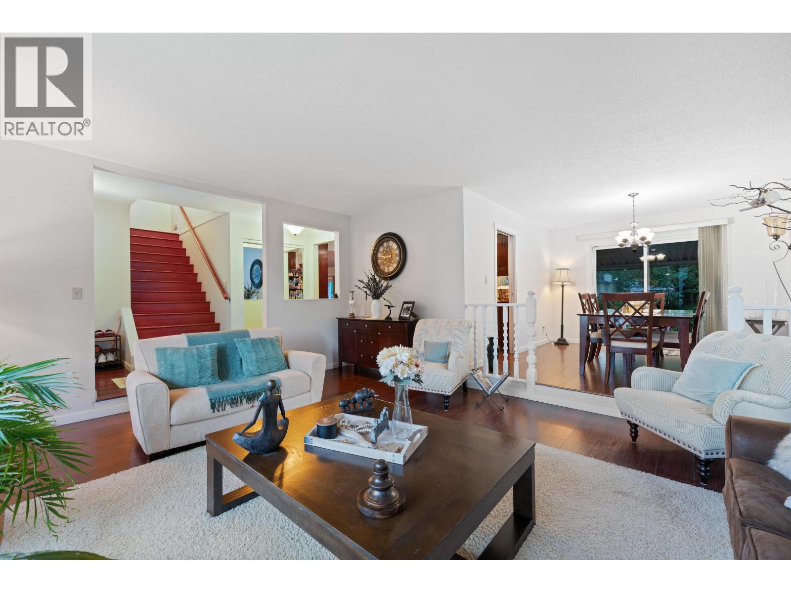 21034 Barker Avenue, Maple Ridge, British Columbia  V2X 8R6 - Photo 6 - R3097365