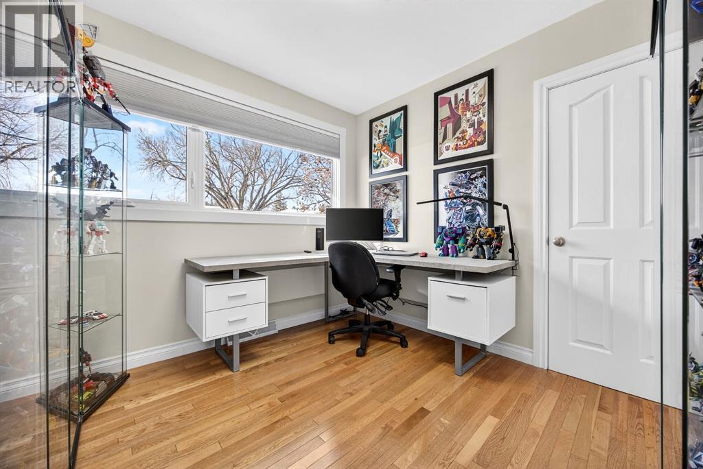 154 Windermere Road Sw, Calgary, Alberta  T3C 3K8 - Photo 18 - A2288937