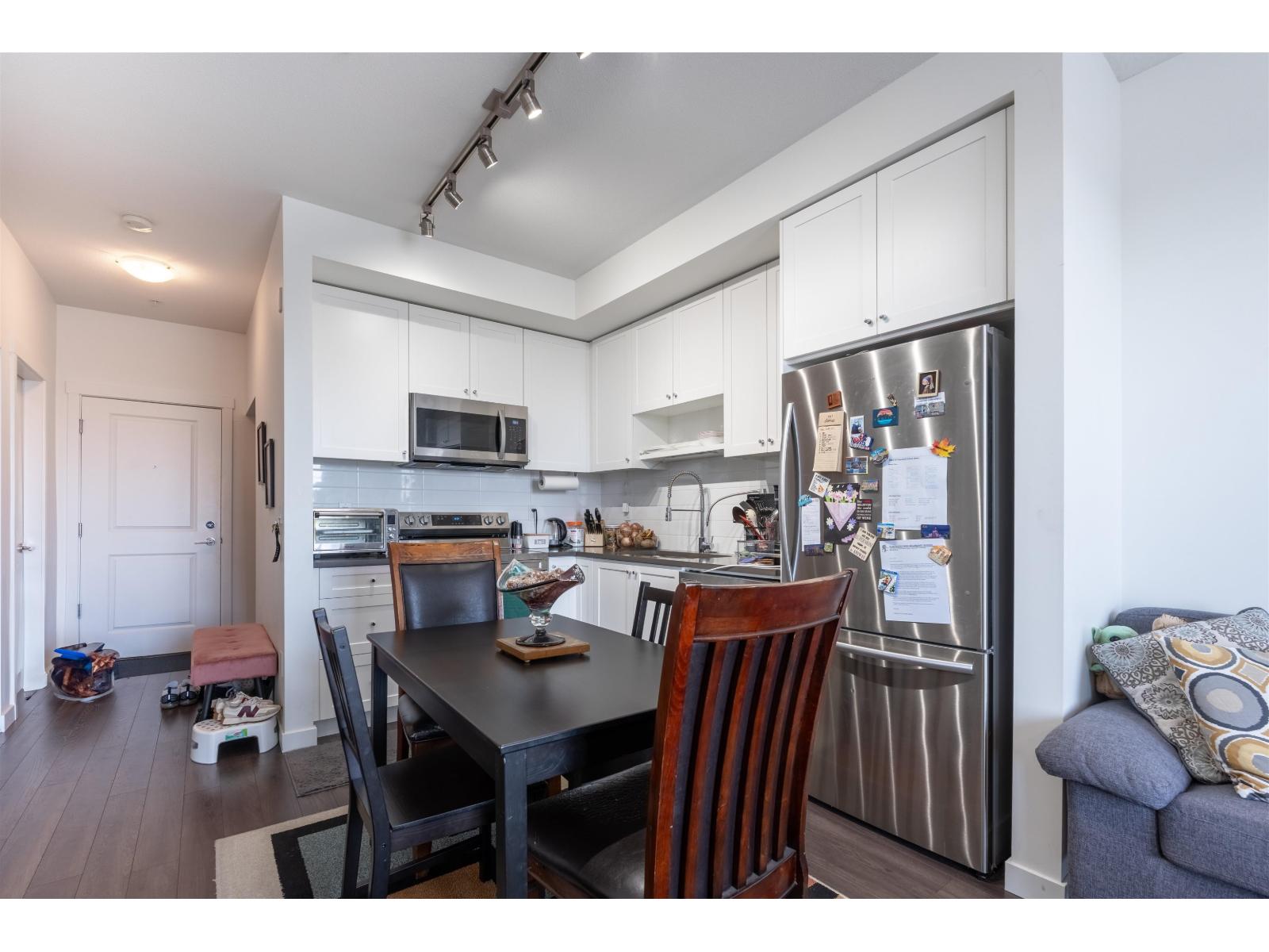 410 15835 85 Avenue, Surrey, British Columbia  V4N 0Y2 - Photo 4 - R3097104