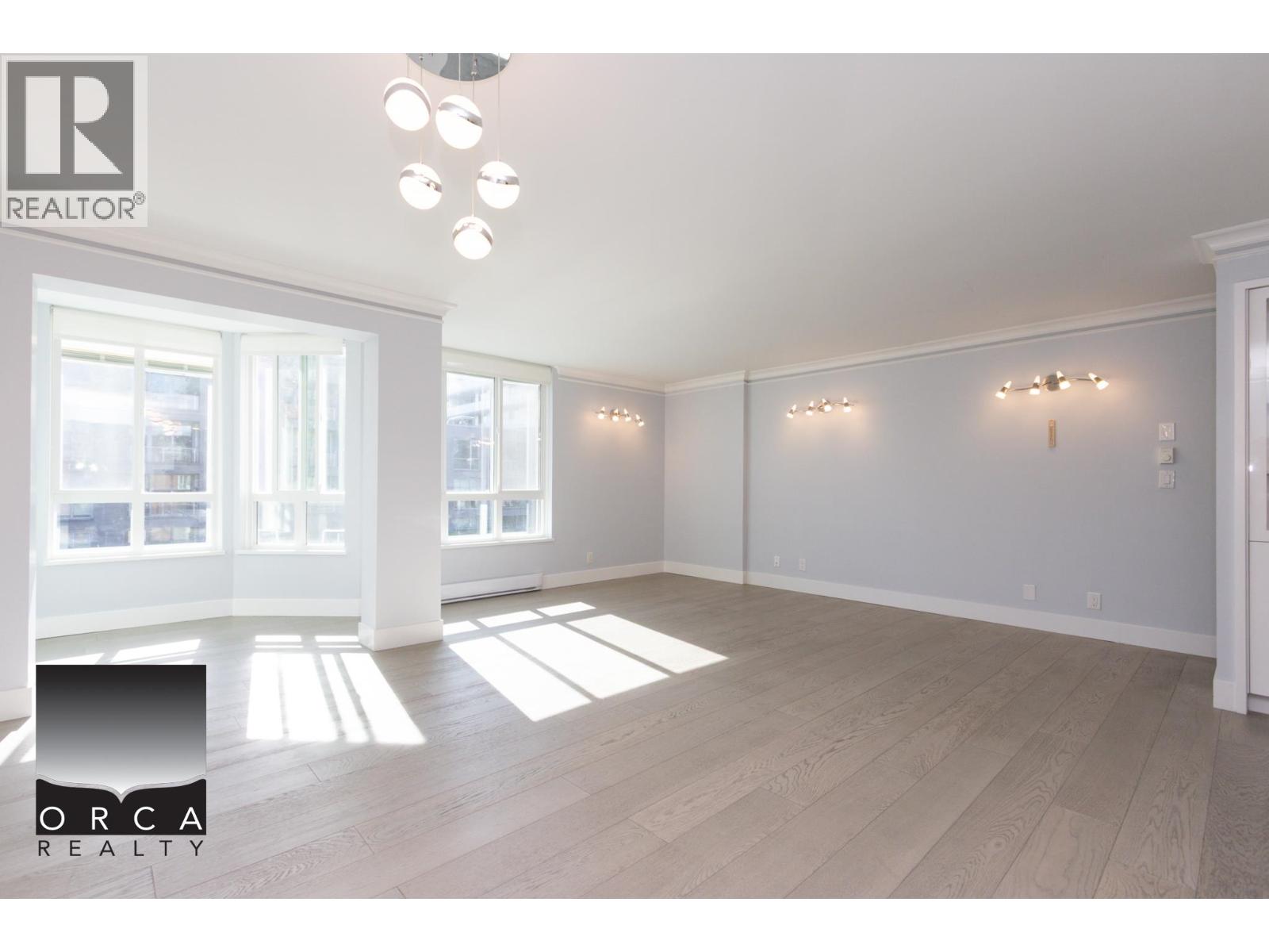 404 2140 Briar Avenue Avenue, Vancouver, British Columbia  V6L 3E3 - Photo 3 - R3097277