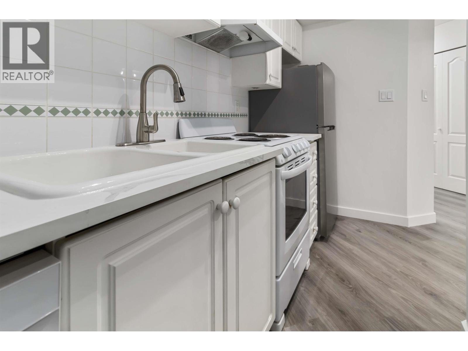 109 5500 Lynas Lane, Richmond, British Columbia  V7C 5R5 - Photo 12 - R3084835