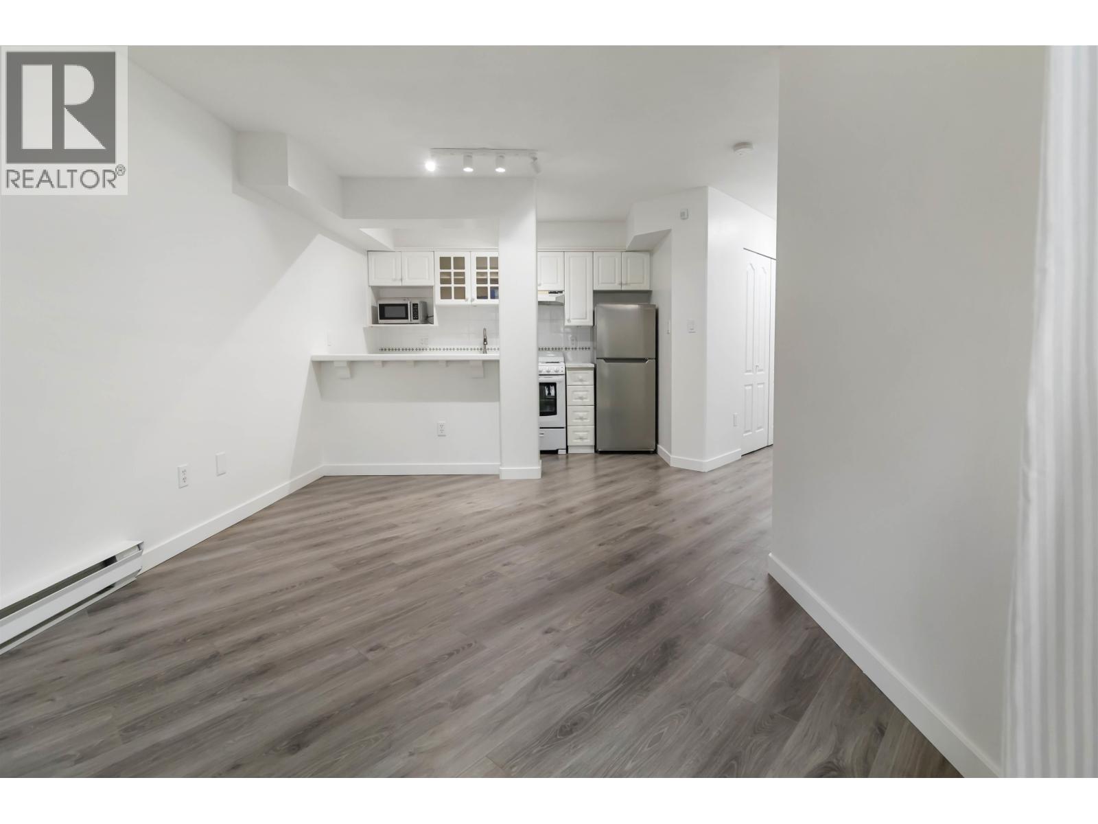 109 5500 Lynas Lane, Richmond, British Columbia  V7C 5R5 - Photo 8 - R3084835