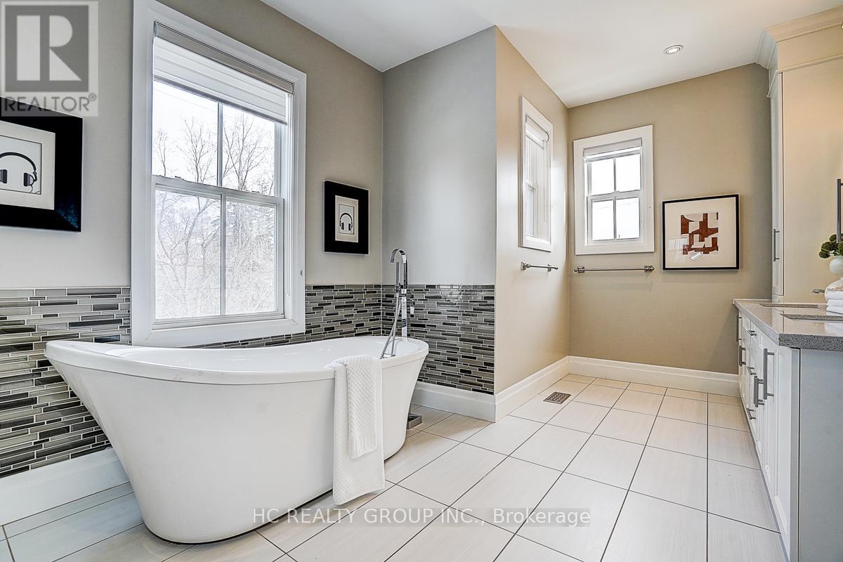 8 Beech Street, Markham, Ontario  L3P 2A2 - Photo 32 - N12852670