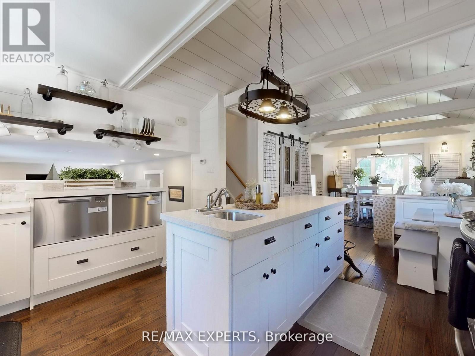 57 Pepper Tree Drive, Toronto, Ontario  M1C 1Y5 - Photo 2 - E12861886