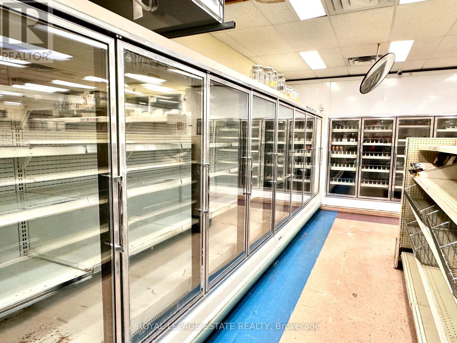 1449 Gerrard Street E, Toronto, Ontario  M4L 1Z9 - Photo 3 - E12861906