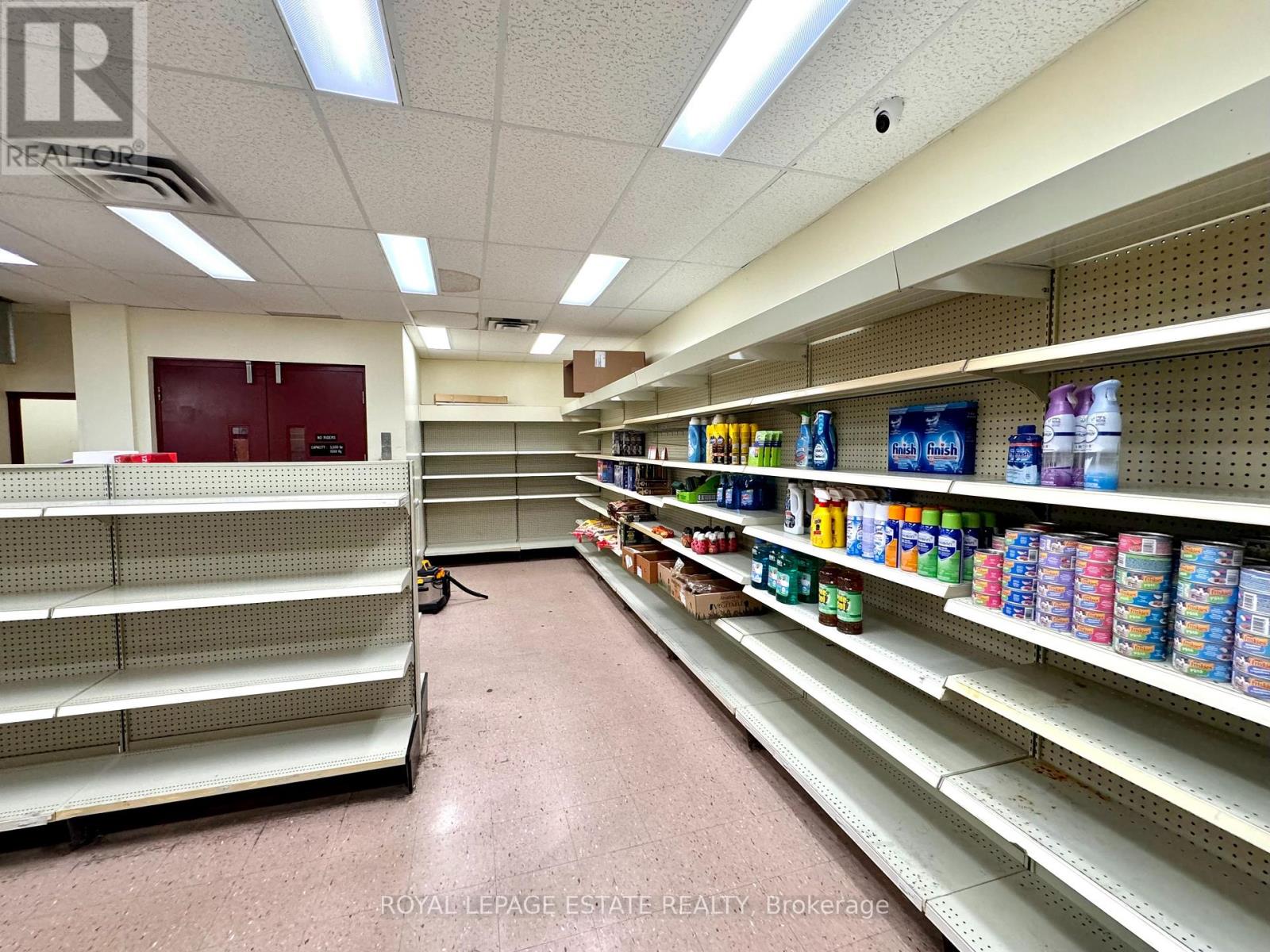 1449 Gerrard Street E, Toronto, Ontario  M4L 1Z9 - Photo 5 - E12861906