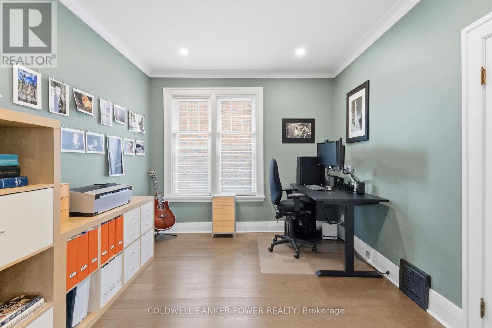 Photo 19 of 50 for 991 Colborne Street