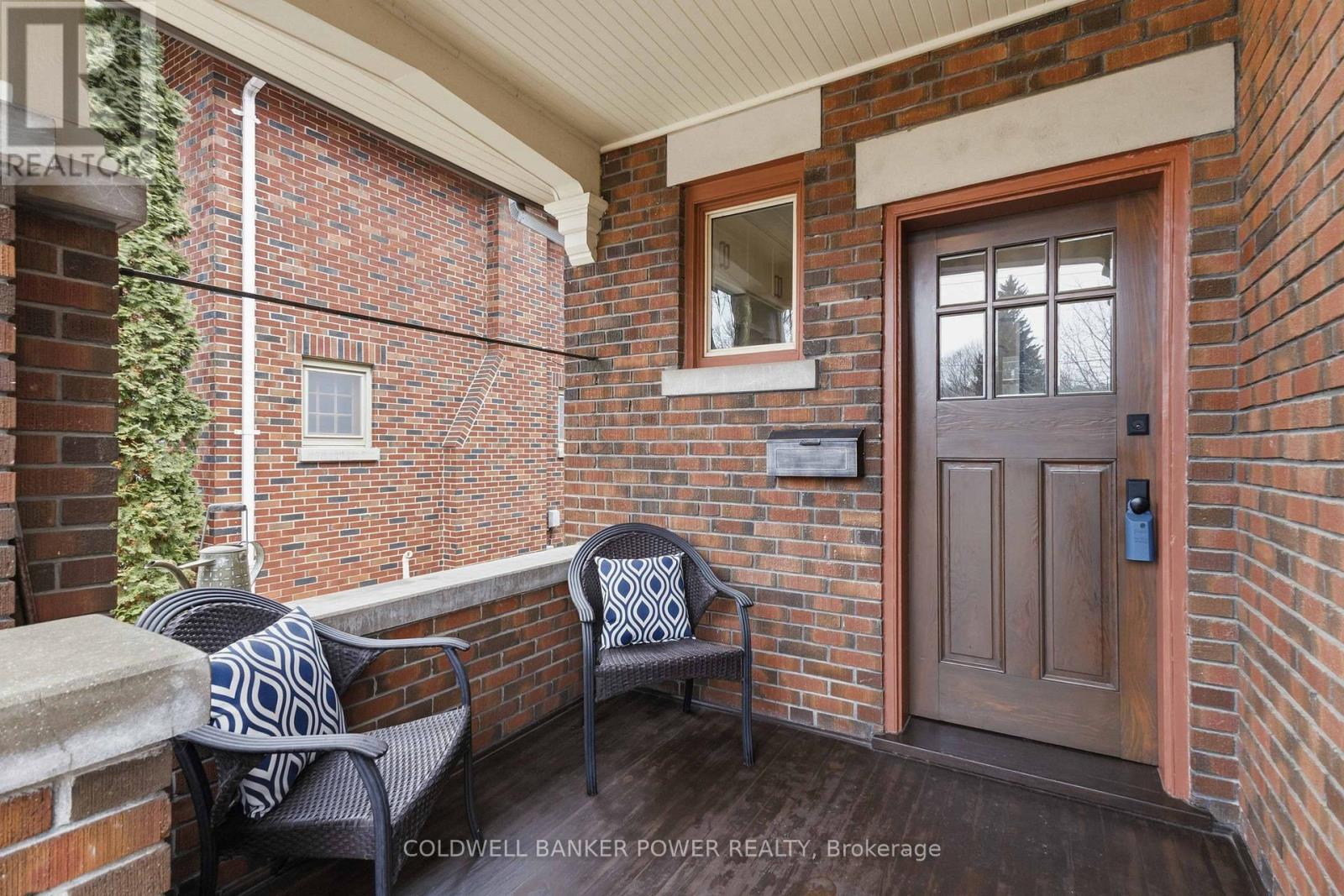 Photo 5 of 50 for 991 Colborne Street