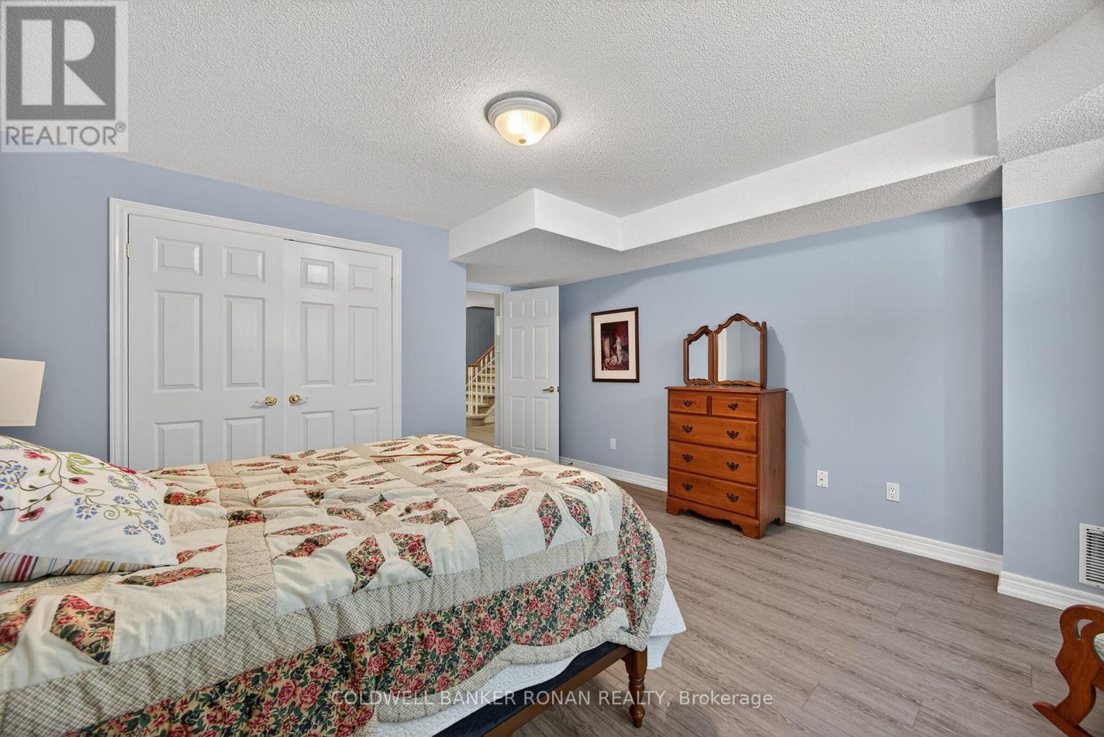 6 Via Amici, New Tecumseth, Ontario  L9R 2B4 - Photo 34 - N12861810