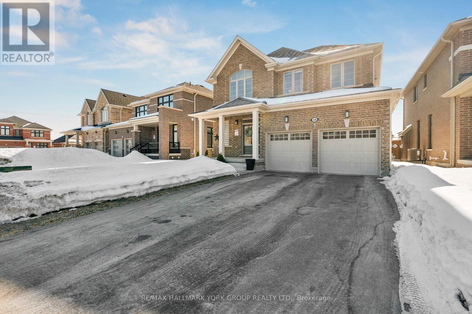 50 Dorothy Caine Crescent, Georgina, Ontario  L4P 3E9 - Photo 2 - N12861840