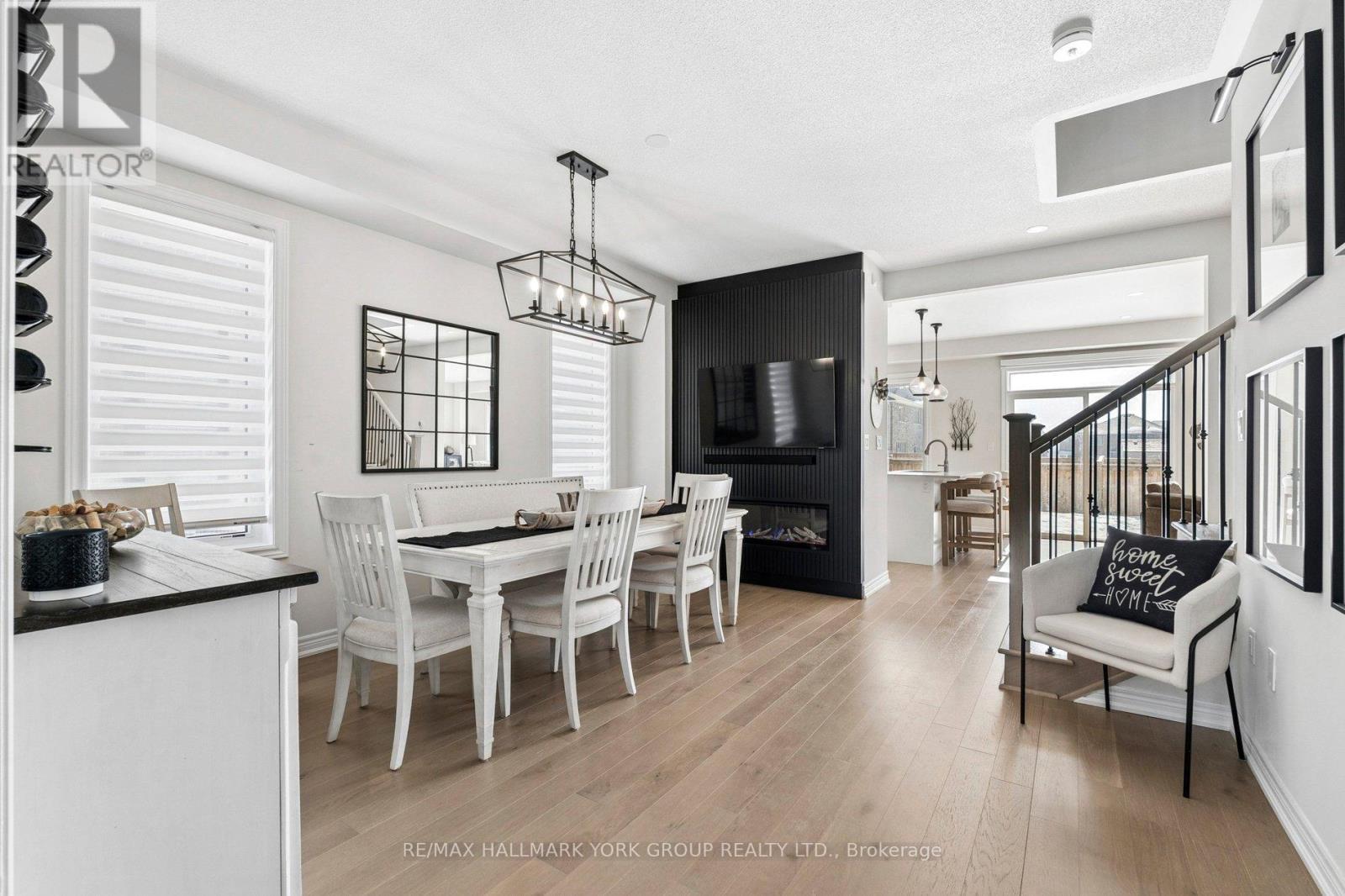 50 Dorothy Caine Crescent, Georgina, Ontario  L4P 3E9 - Photo 6 - N12861840