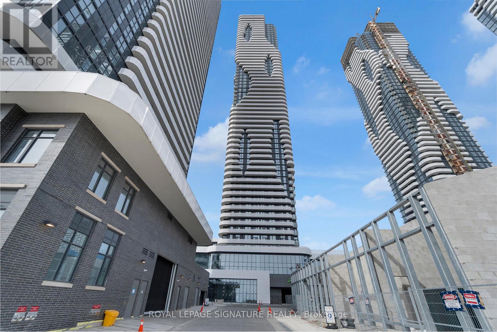 3210 - 225 COMMERCE STREET, Vaughan, Ontario