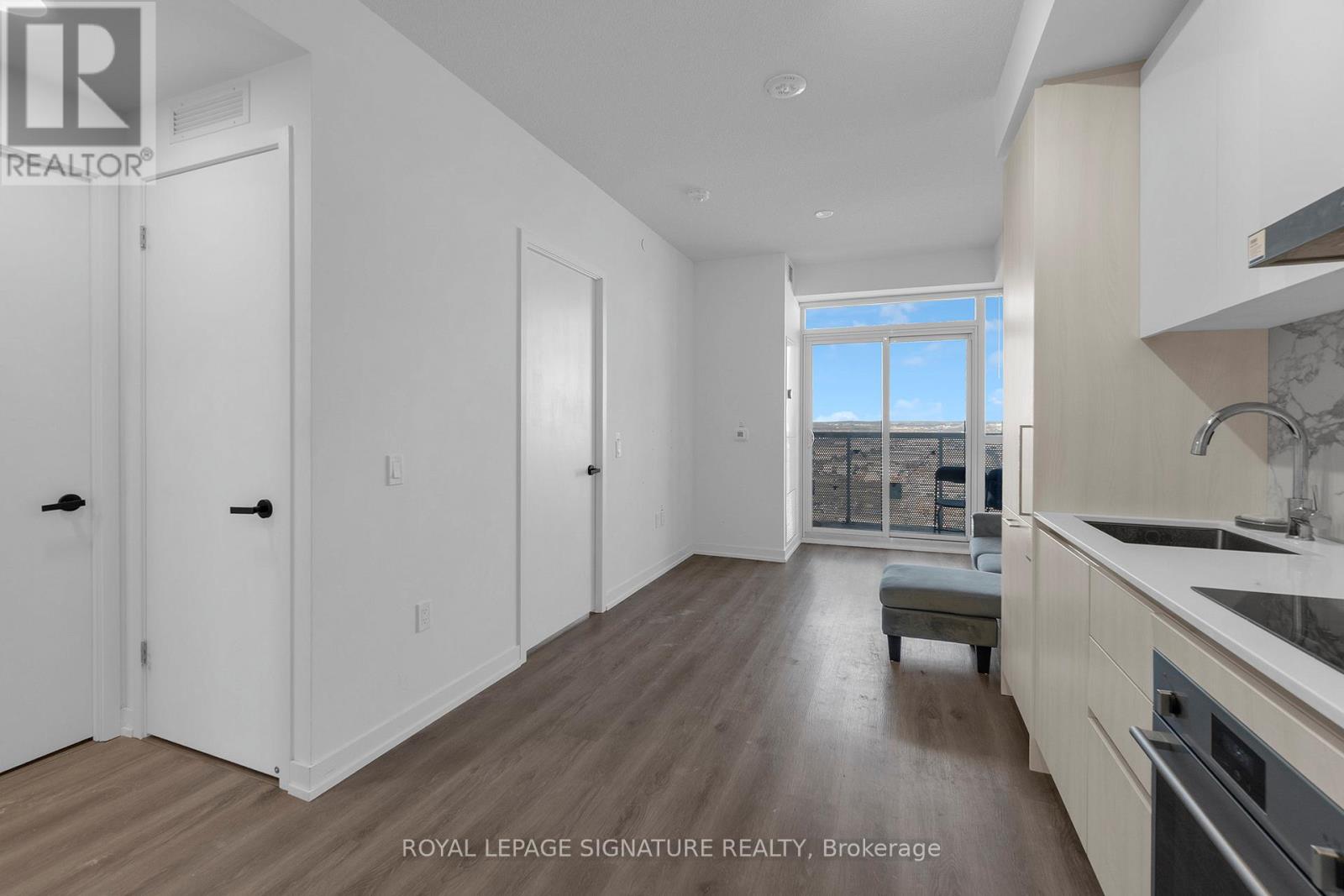 3210 - 225 Commerce Street, Vaughan, Ontario  L4K 0R1 - Photo 11 - N12861888