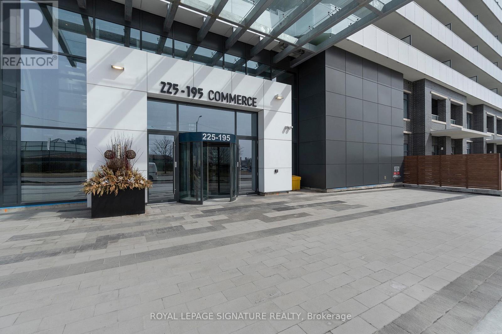 3210 - 225 Commerce Street, Vaughan, Ontario  L4K 0R1 - Photo 3 - N12861888