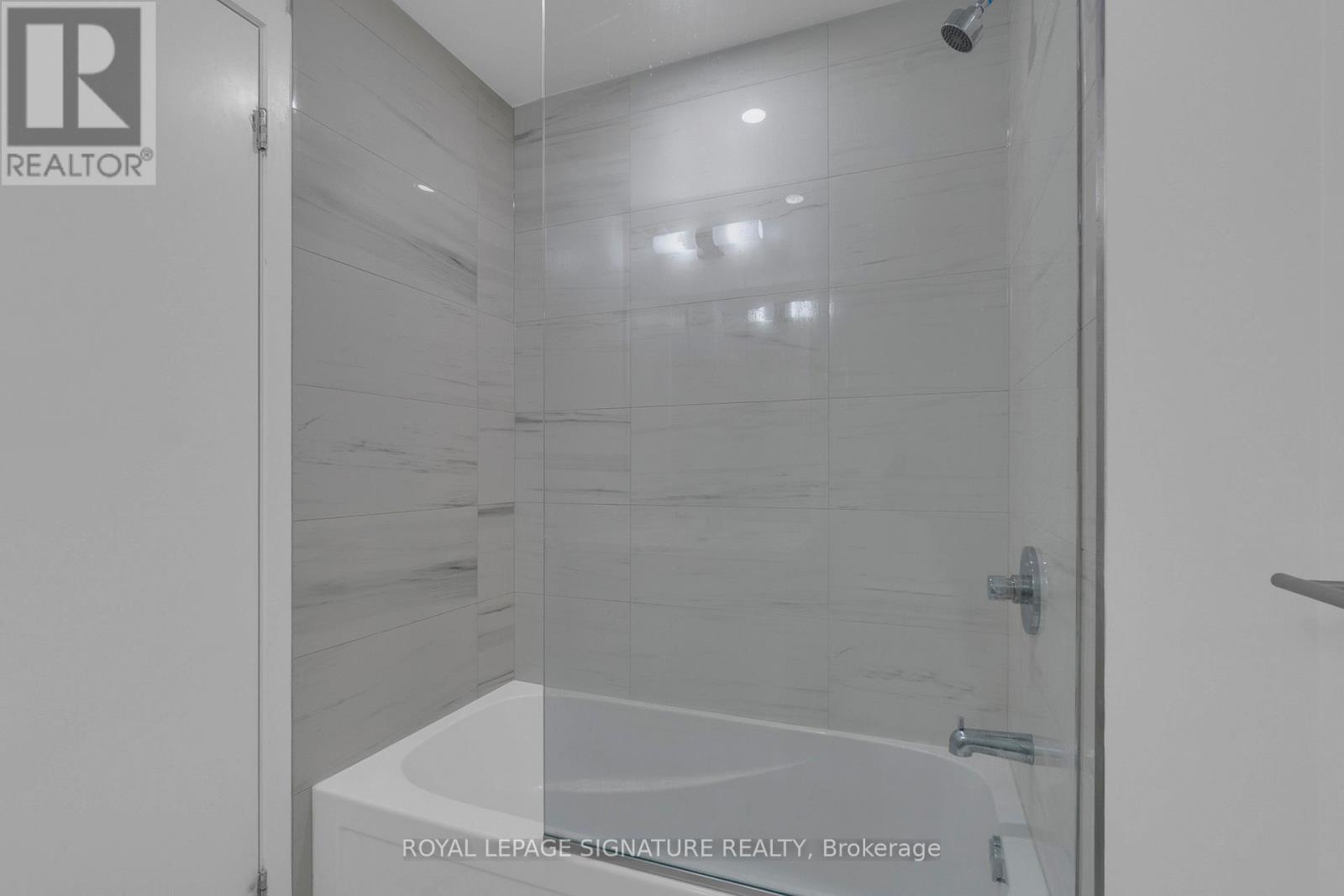 3210 - 225 Commerce Street, Vaughan, Ontario  L4K 0R1 - Photo 31 - N12861888