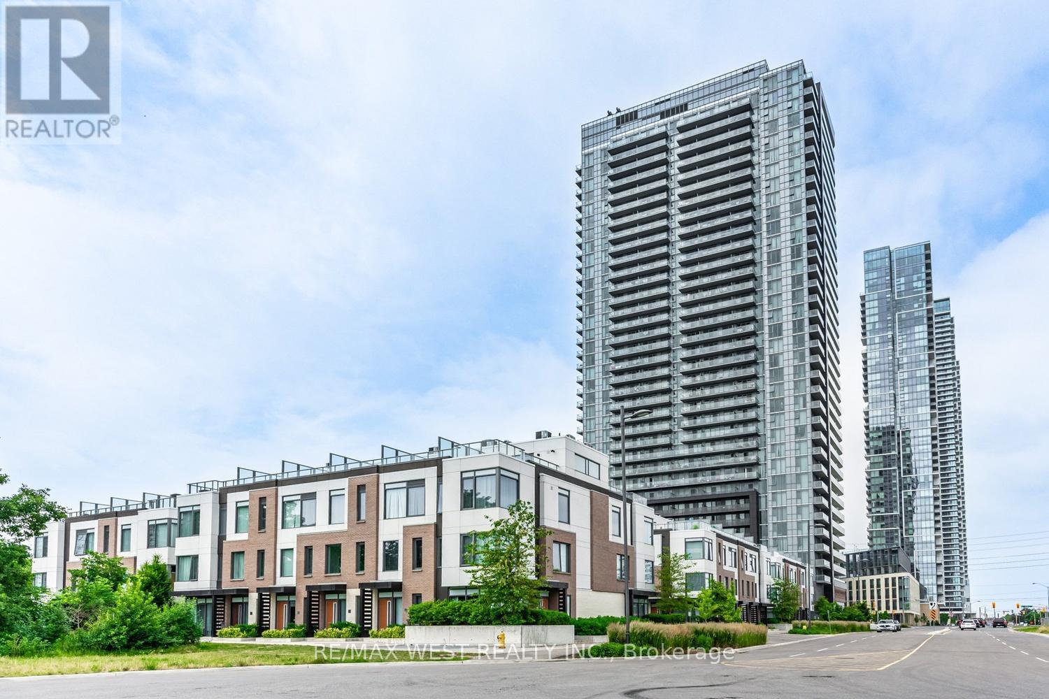 1502 - 7895 JANE STREET, Vaughan, Ontario