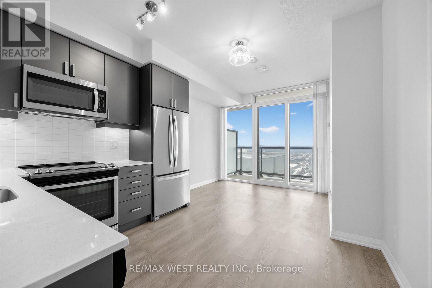 1502 - 7895 Jane Street, Vaughan, Ontario  L4K 0K2 - Photo 7 - N12861926