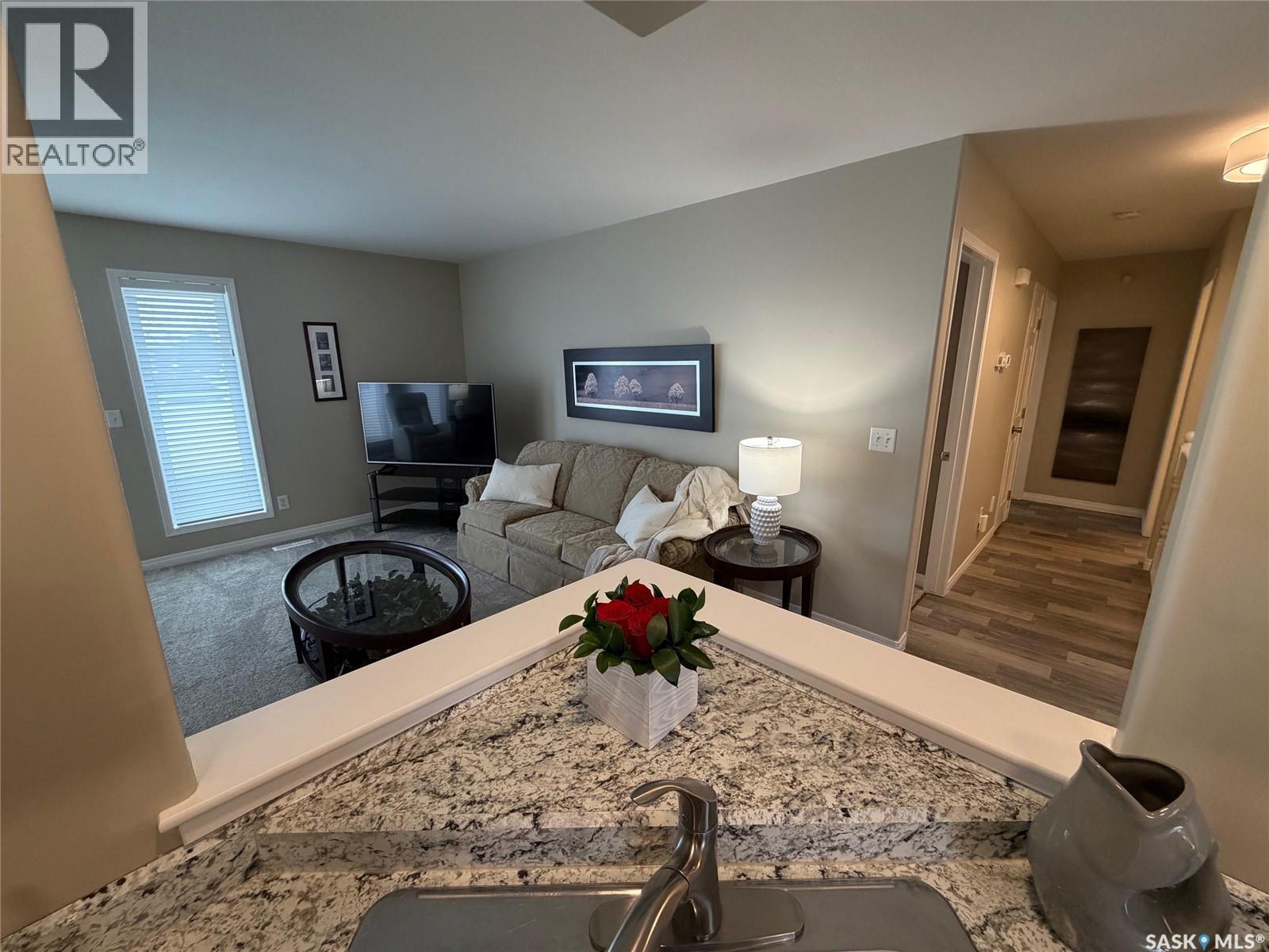 27 27 - 330 Stodola Court, Saskatoon, Saskatchewan  S7N 4N9 - Photo 6 - SK029164