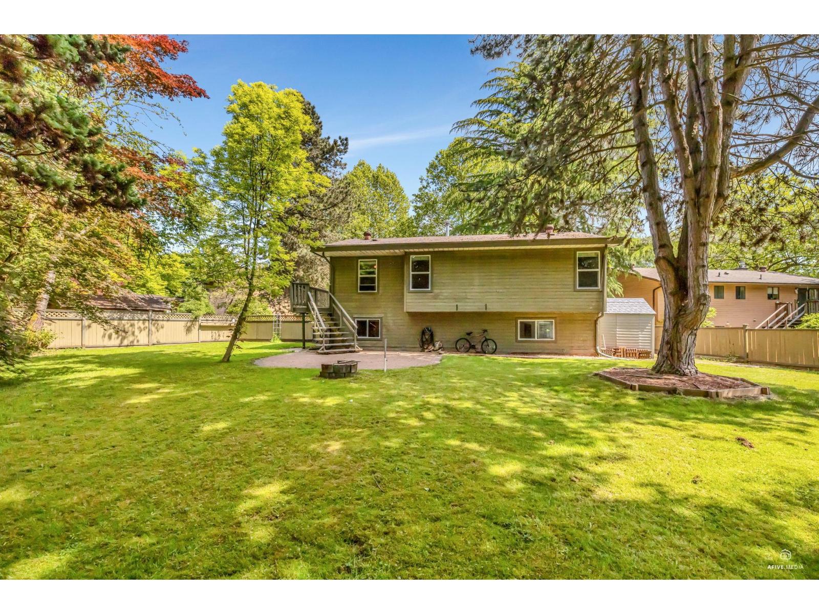 13124 Doone Place, Surrey, British Columbia  V3V 6R8 - Photo 24 - R3097396