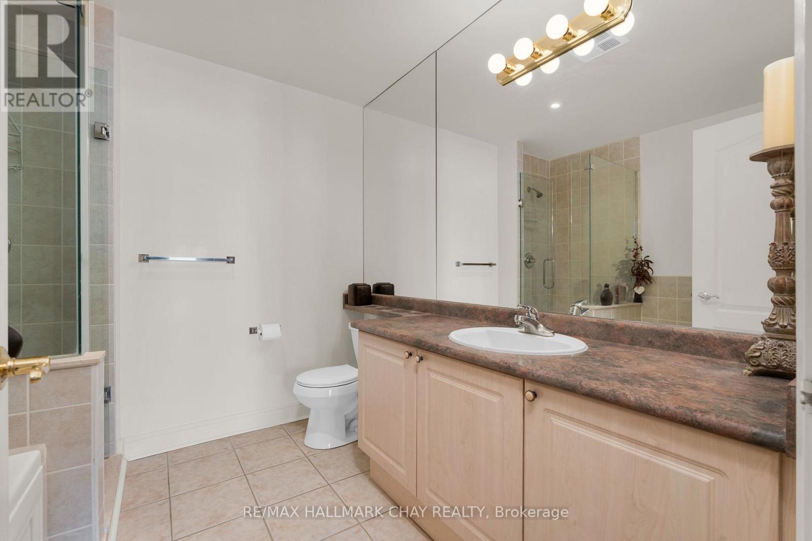 Ph 2-4 - 2 Toronto Street, Barrie (City Centre), Ontario  L4N 9R2 - Photo 19 - S12861874