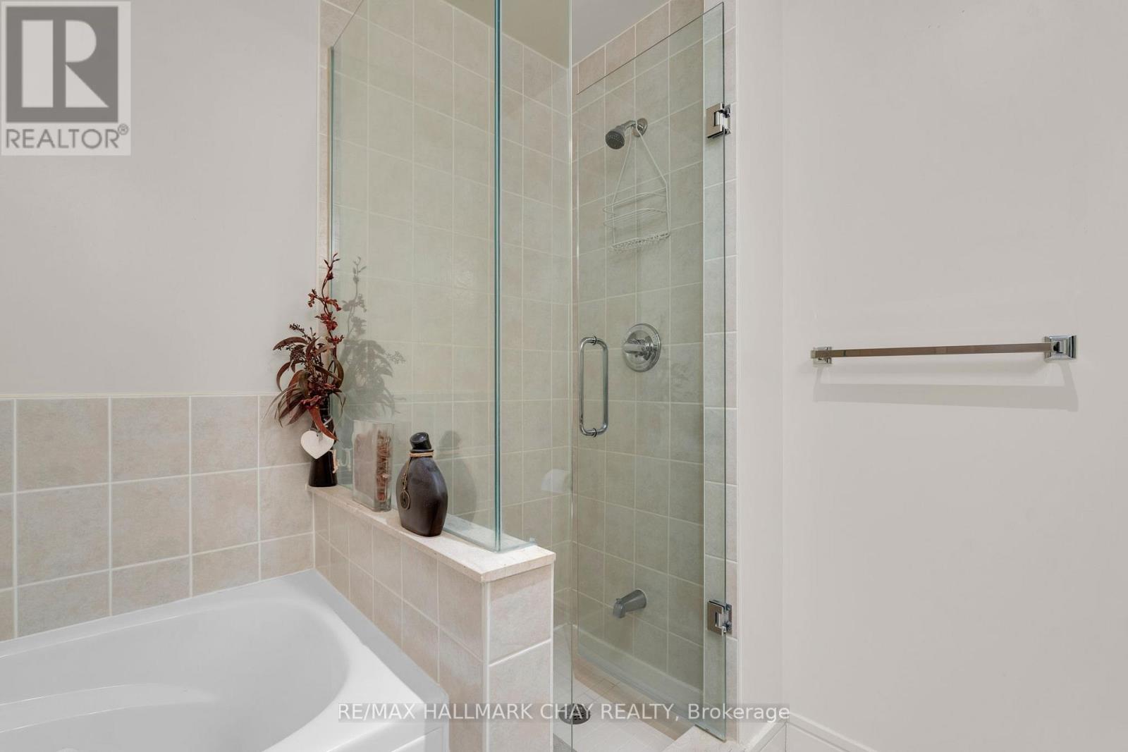 Ph 2-4 - 2 Toronto Street, Barrie (City Centre), Ontario  L4N 9R2 - Photo 20 - S12861874