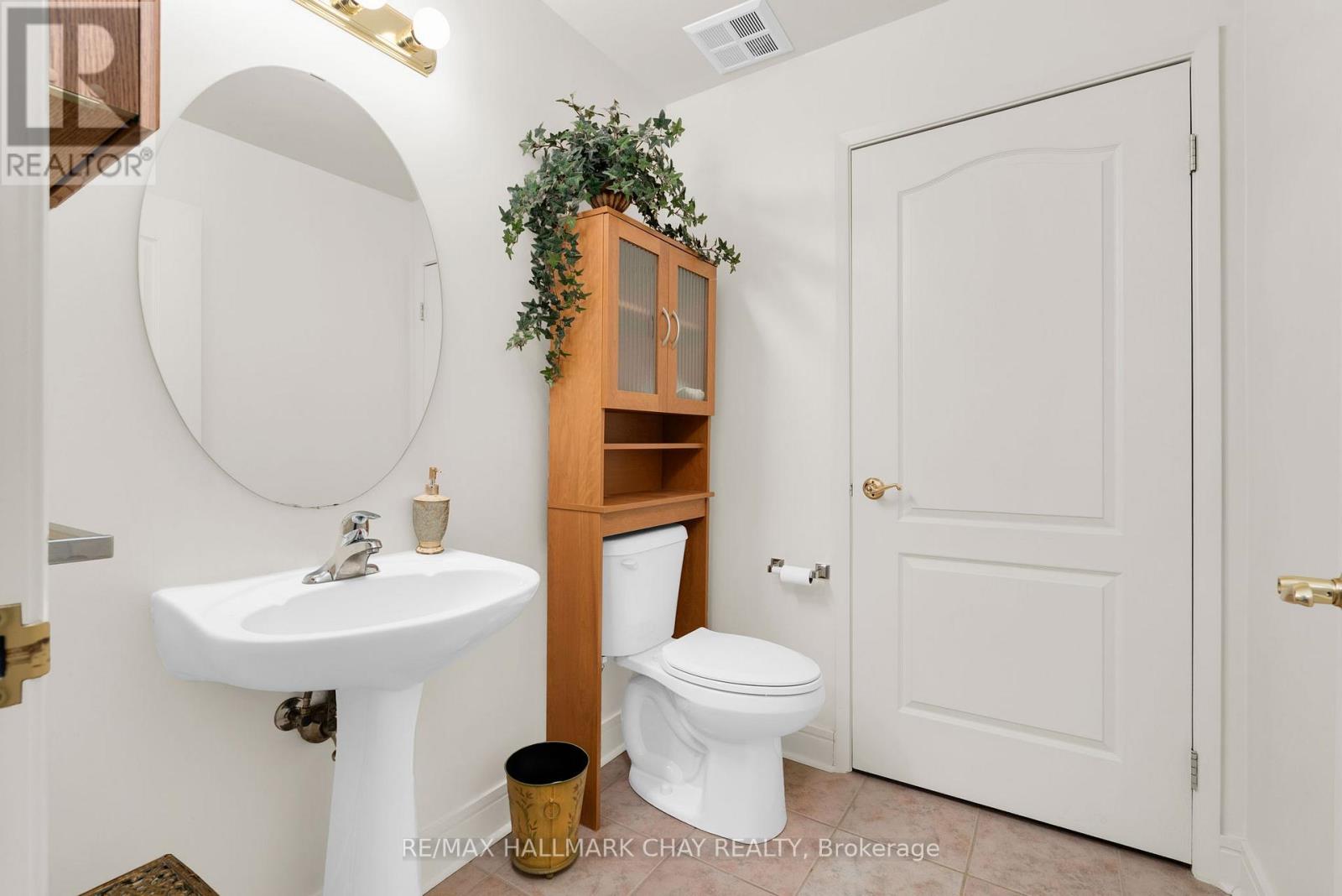 Ph 2-4 - 2 Toronto Street, Barrie (City Centre), Ontario  L4N 9R2 - Photo 4 - S12861874