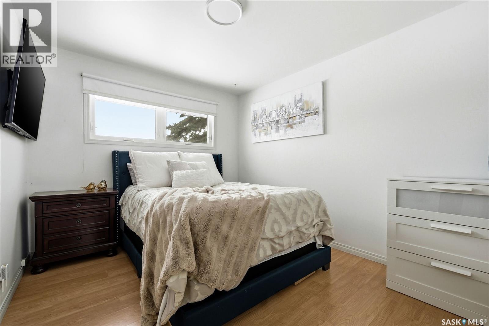 316 Royal Street, Regina, Saskatchewan  S4R 4Y4 - Photo 12 - SK029995