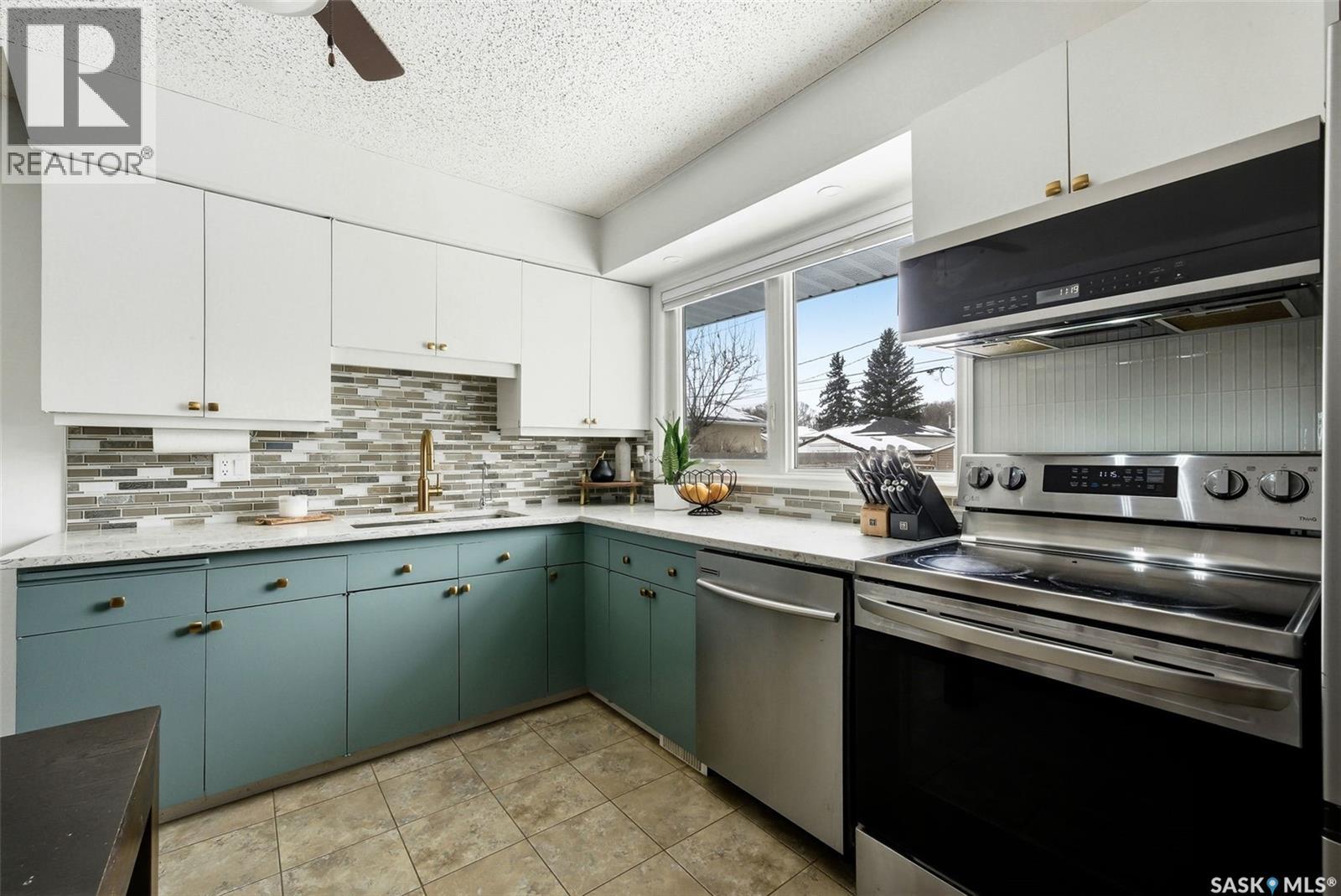 316 Royal Street, Regina, Saskatchewan  S4R 4Y4 - Photo 8 - SK029995