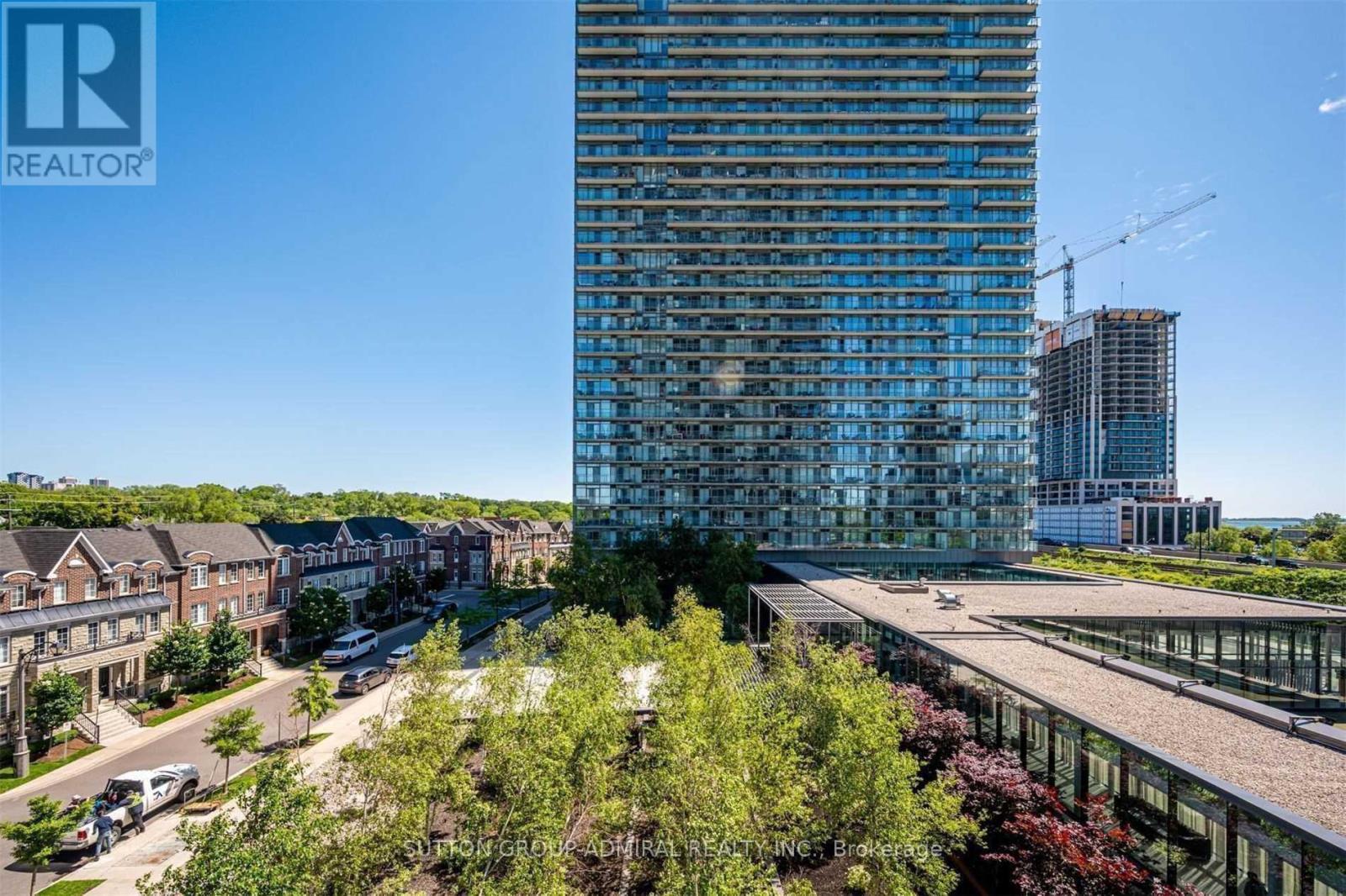 413 - 105 The Queensway Avenue, Toronto, Ontario  M6S 5B5 - Photo 23 - W12861880