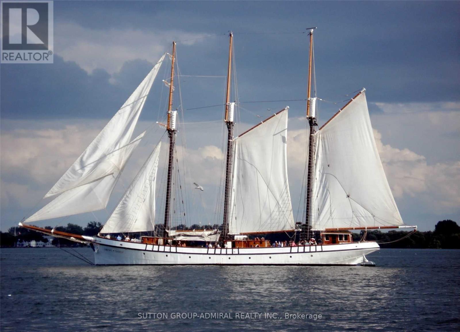 413 - 105 The Queensway Avenue, Toronto, Ontario  M6S 5B5 - Photo 37 - W12861880