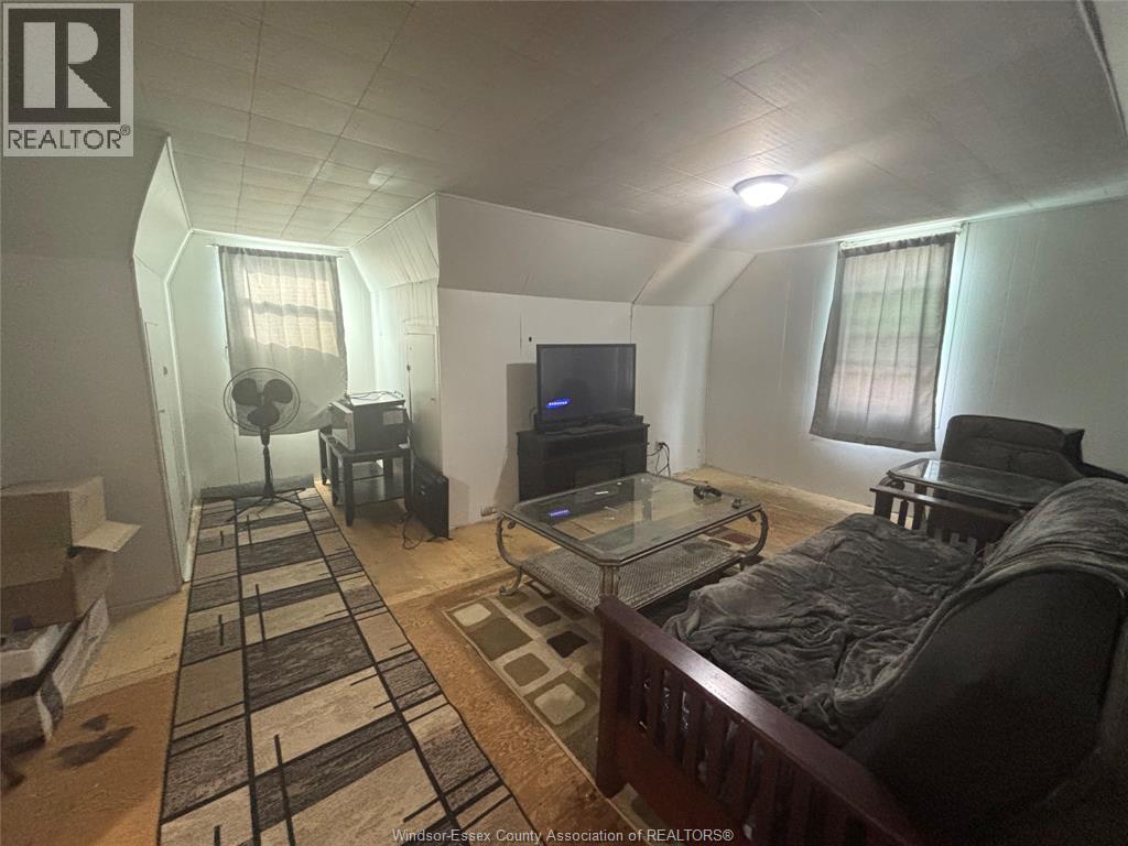 2322 Byng, Windsor, Ontario  N8W 3E5 - Photo 11 - 26004878