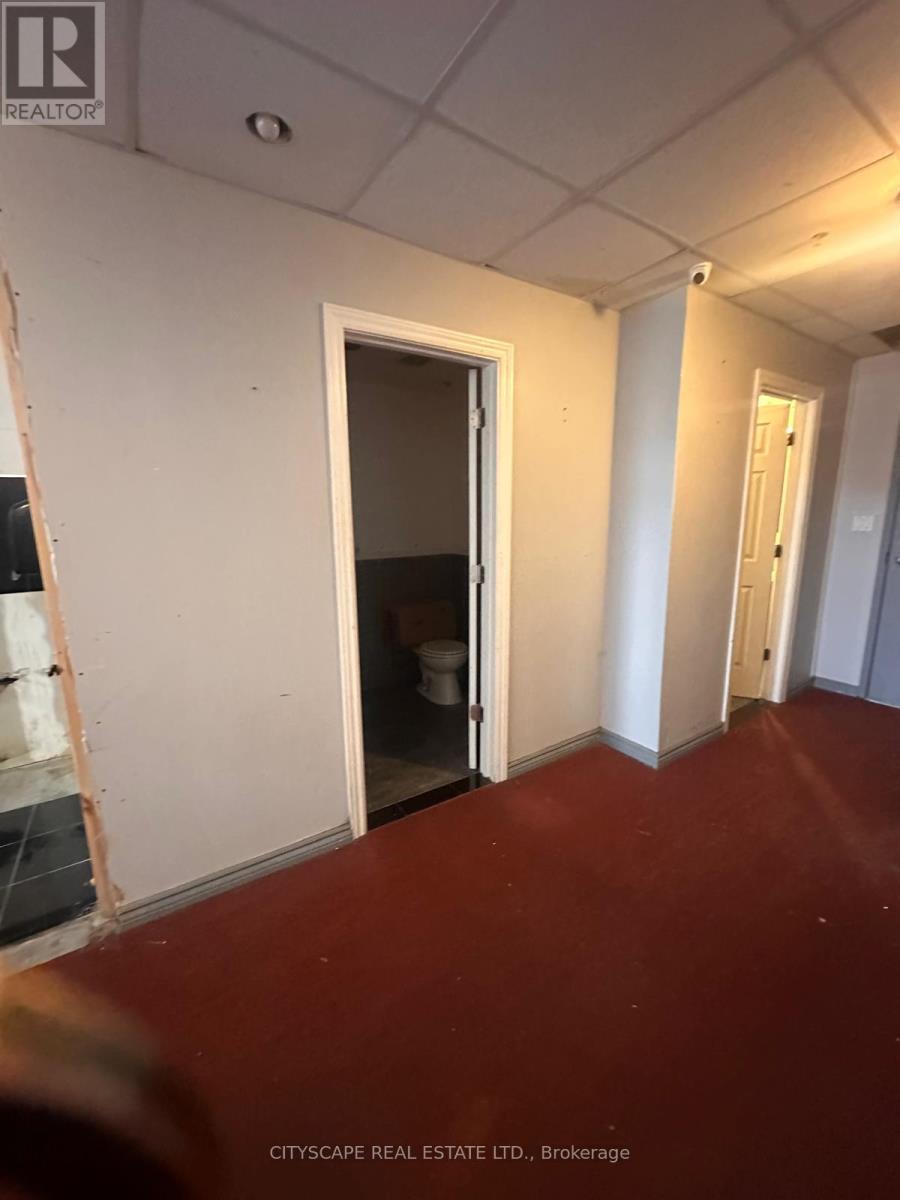 35 - 5359 Timberlea Boulevard, Mississauga, Ontario  L4W 4N5 - Photo 8 - W12741524