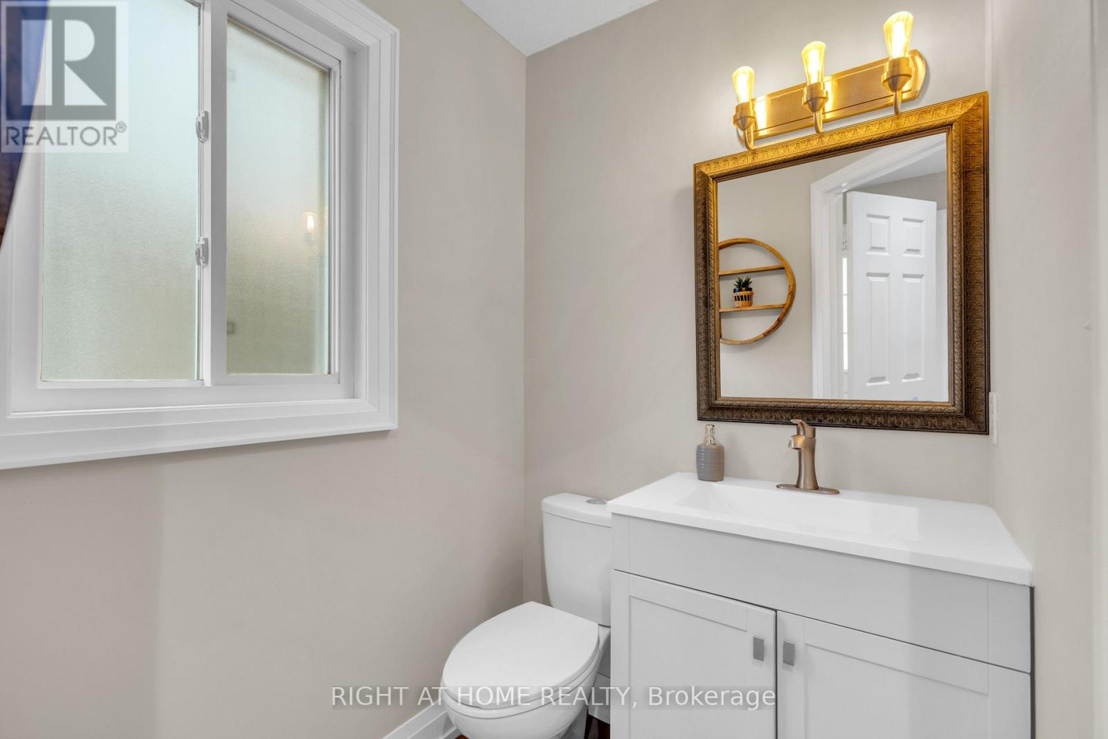 552 Activa Avenue, Kitchener, Ontario  N2E 4C2 - Photo 17 - X12861850