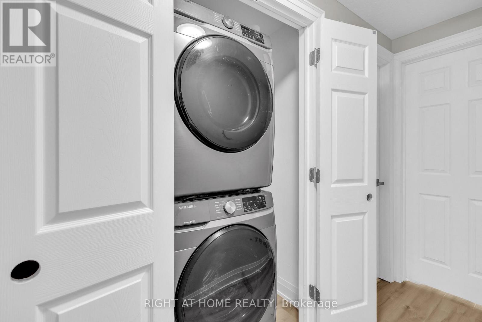 552 Activa Avenue, Kitchener, Ontario  N2E 4C2 - Photo 24 - X12861850