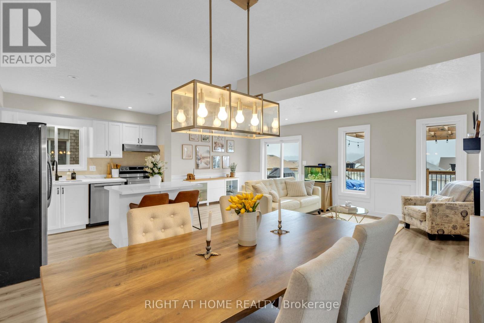 552 Activa Avenue, Kitchener, Ontario  N2E 4C2 - Photo 8 - X12861850