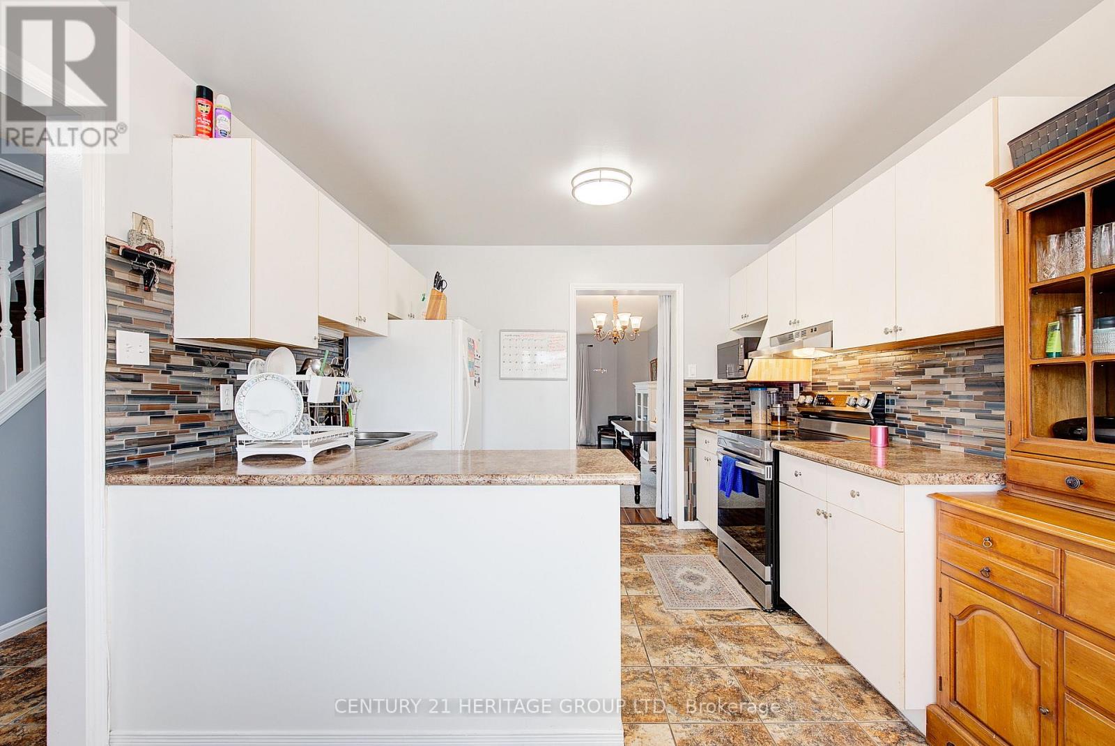 36 Josselyn Drive, London South, Ontario  N6E 3V7 - Photo 12 - X12861920