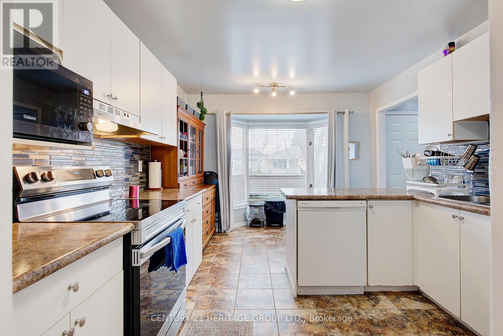 36 Josselyn Drive, London South, Ontario  N6E 3V7 - Photo 15 - X12861920