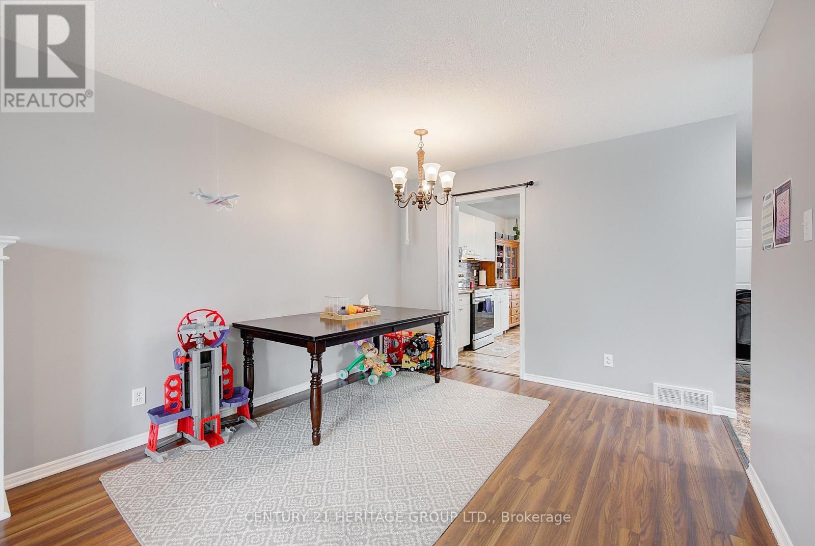 36 Josselyn Drive, London South, Ontario  N6E 3V7 - Photo 16 - X12861920