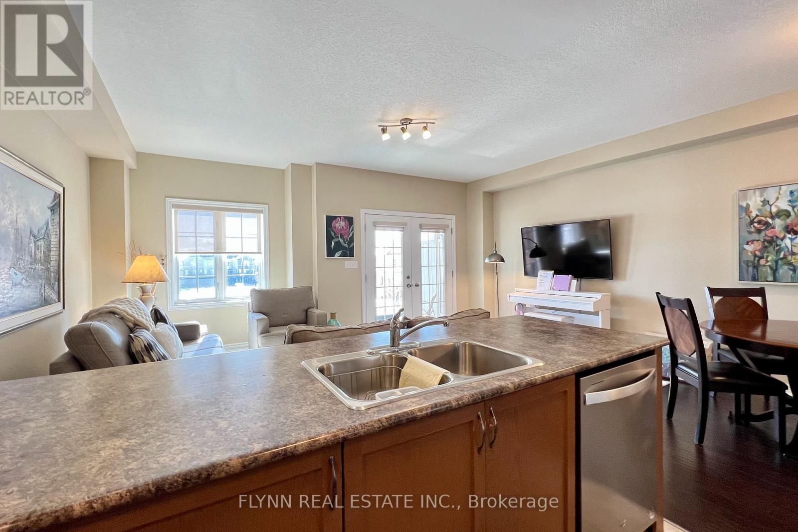 130 Truedell Circle, Hamilton, Ontario  L0R 2H9 - Photo 11 - X12861922