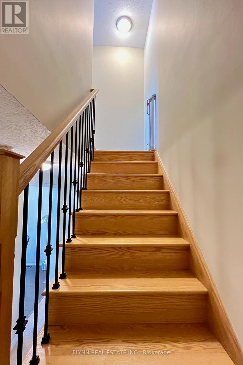 130 Truedell Circle, Hamilton, Ontario  L0R 2H9 - Photo 23 - X12861922