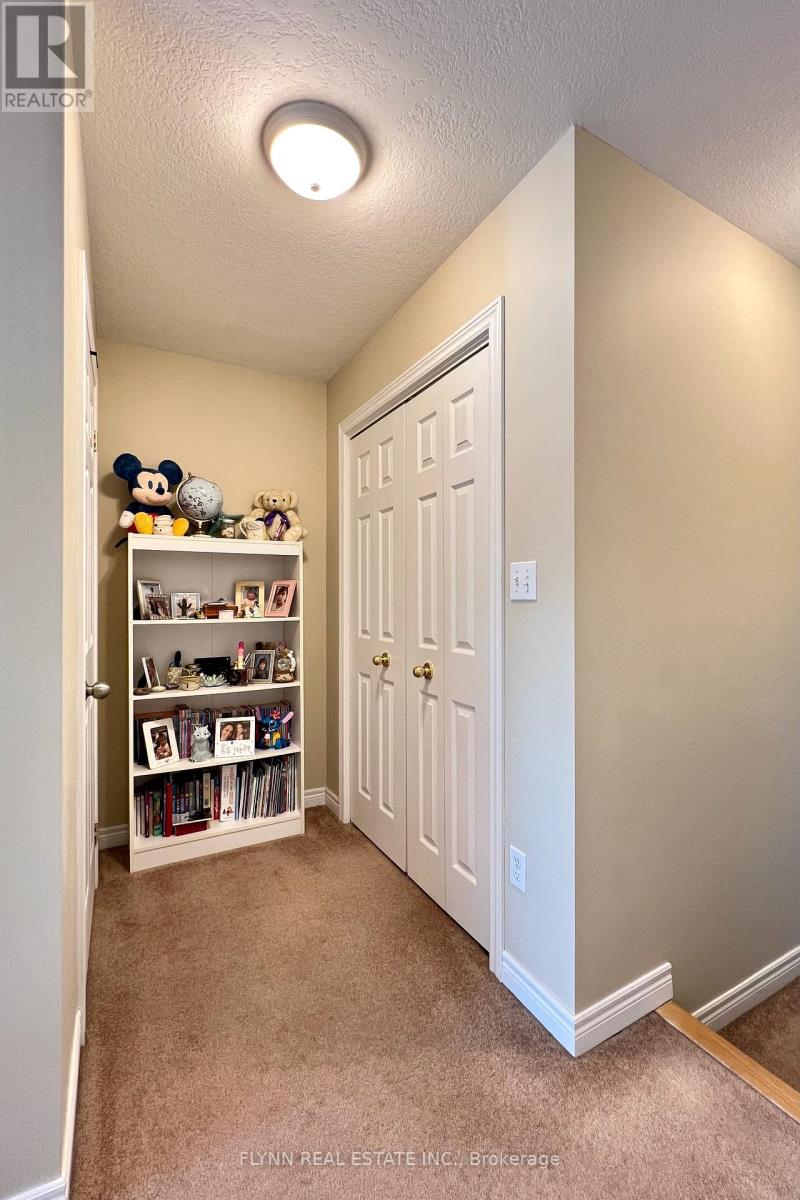 130 Truedell Circle, Hamilton, Ontario  L0R 2H9 - Photo 26 - X12861922