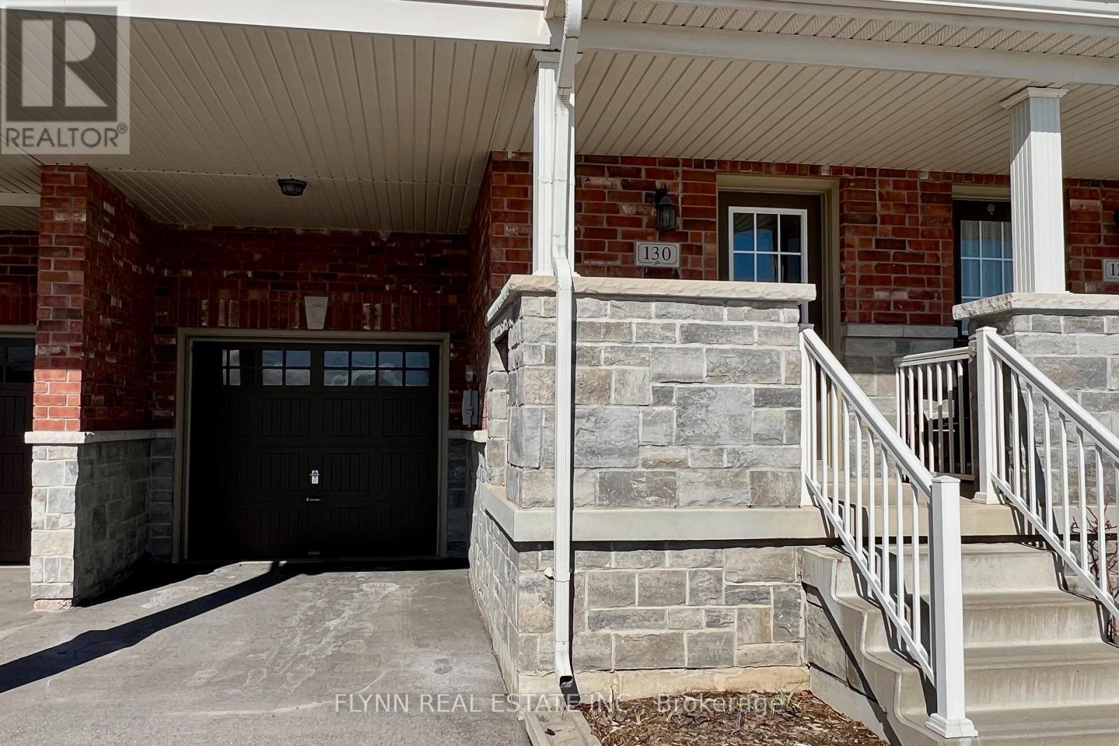 130 Truedell Circle, Hamilton, Ontario  L0R 2H9 - Photo 3 - X12861922