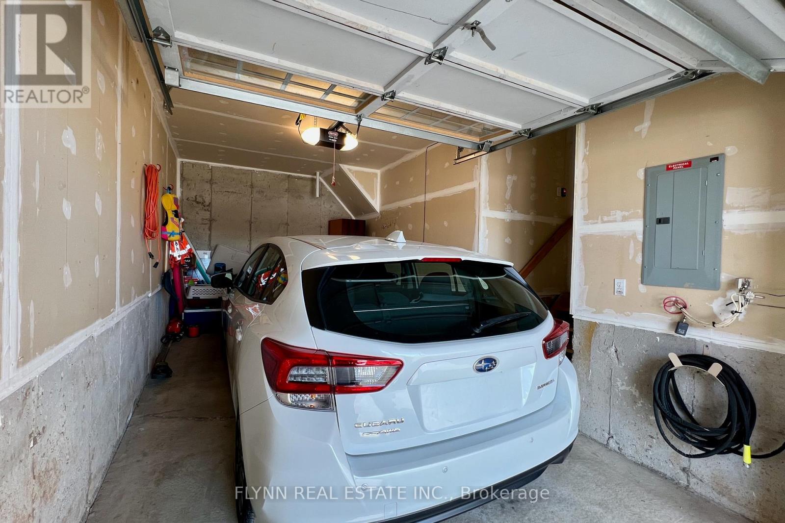 130 Truedell Circle, Hamilton, Ontario  L0R 2H9 - Photo 35 - X12861922