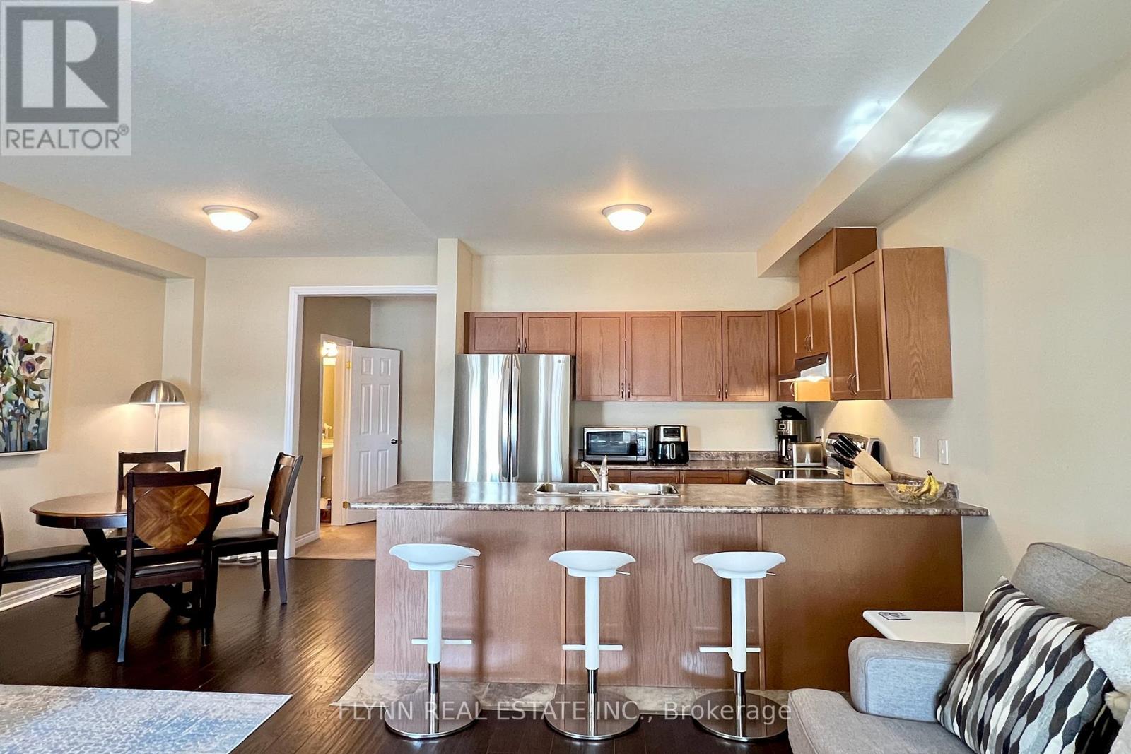 130 Truedell Circle, Hamilton, Ontario  L0R 2H9 - Photo 7 - X12861922