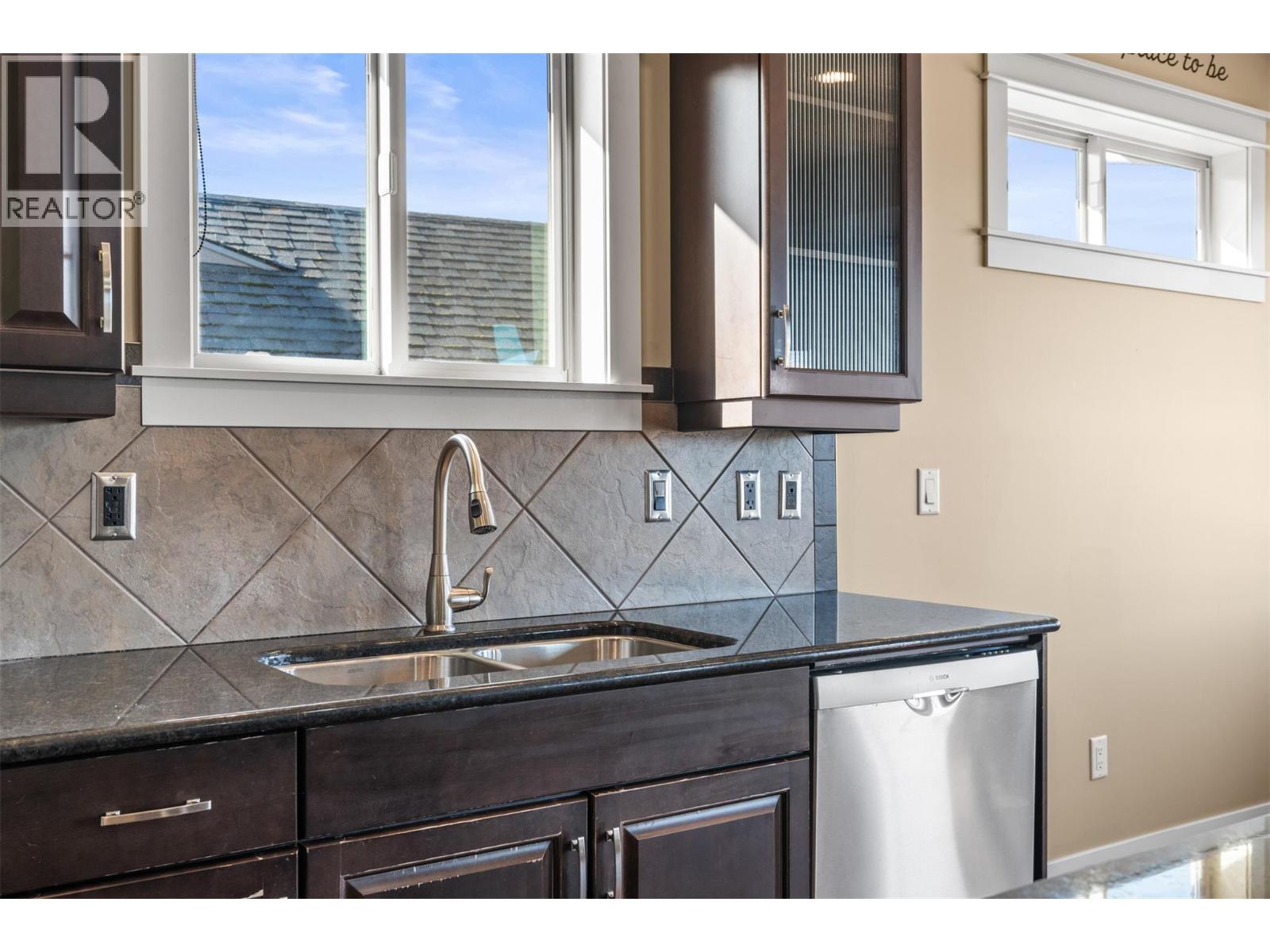 1000 Mt. Ida Drive Unit# 7, Vernon, British Columbia  V1B 4C3 - Photo 17 - 10378568