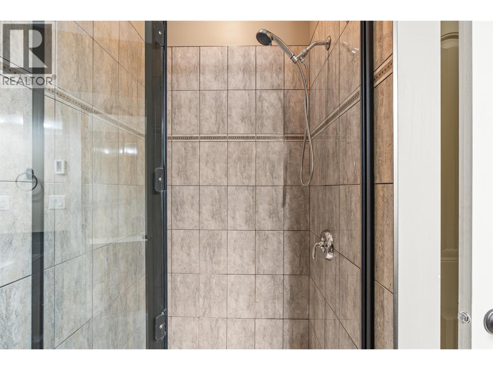 1000 Mt. Ida Drive Unit# 7, Vernon, British Columbia  V1B 4C3 - Photo 22 - 10378568