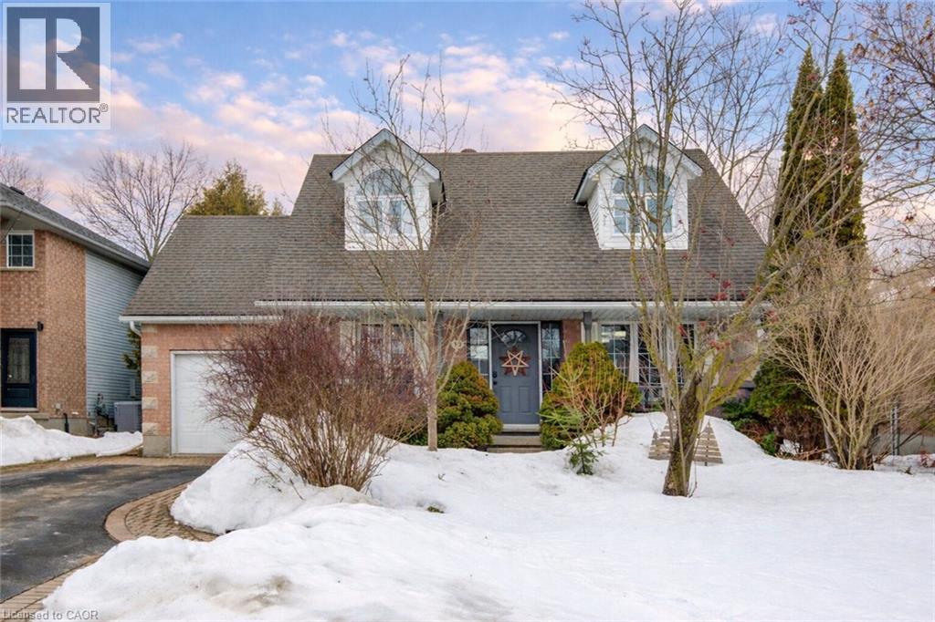 10 CLARKE Street, Elora, Ontario