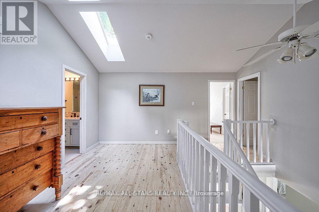 317 Riverside Drive, Kawartha Lakes, Ontario  K0M 1A0 - Photo 22 - X12861978