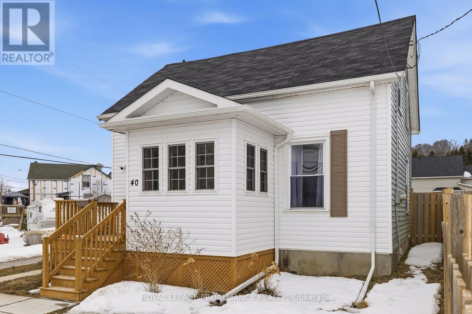 40 Smith Street, Port Hope, Ontario  L1A 3A4 - Photo 3 - X12862054